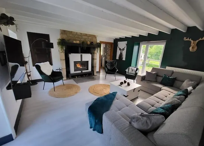 200m2 Avec Casa vacanze *