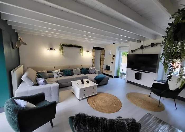 200m2 Avec Casa vacanze